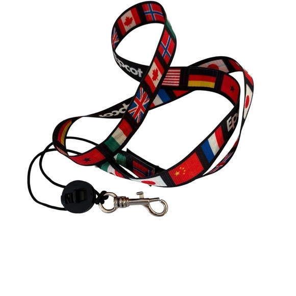 1997 Vintage EPCOT Lanyard/Neck Strap from Disney World Around The World Flags - Picture 1 of 6